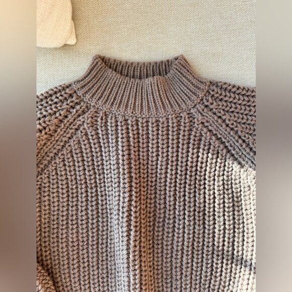 NUI Organics Pur merino wool Organic 4T sweater. Color Toast - Picture 3 of 12